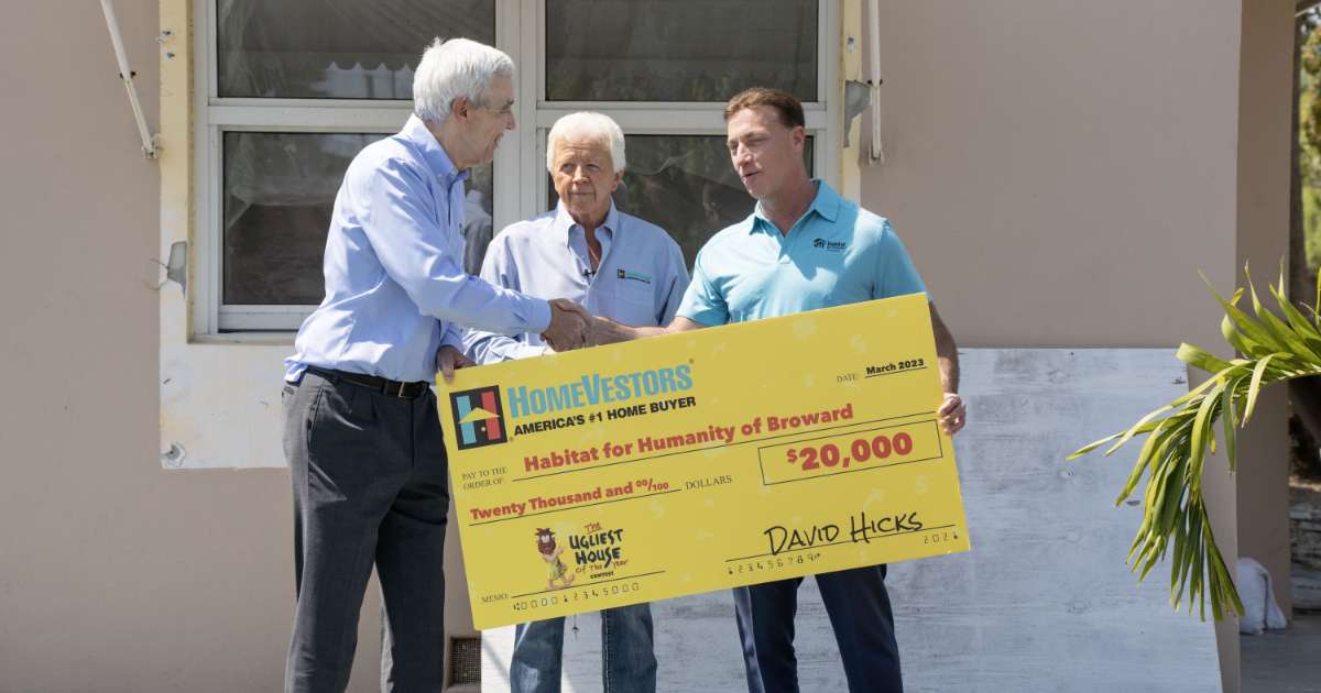 David Hicks donates to Habitat For Humanity